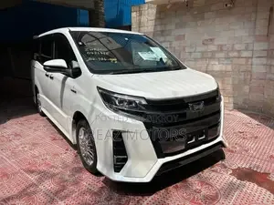 Toyota Noah 2020