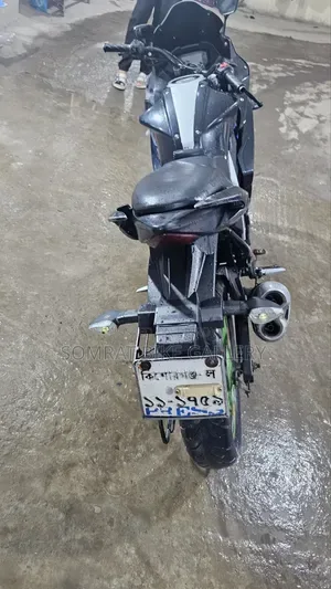 Suzuki Gixxer SF 2017