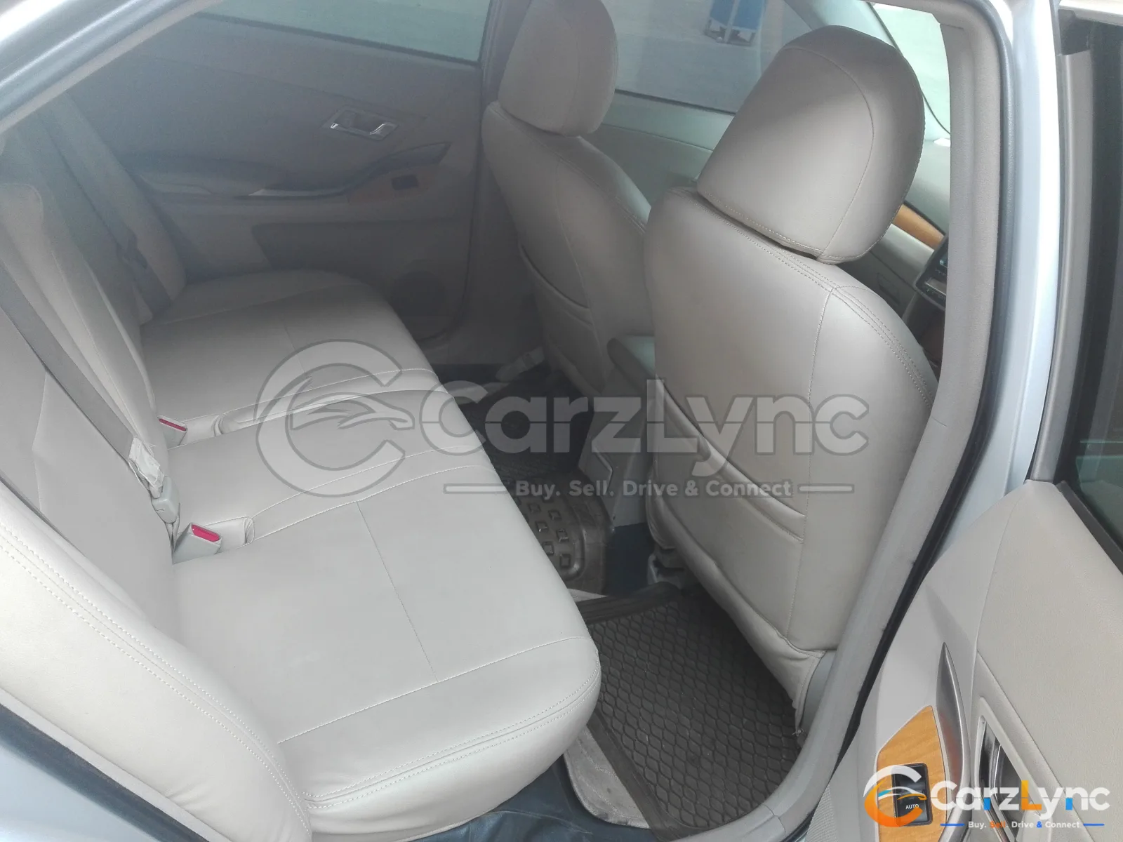 Toyota Premio